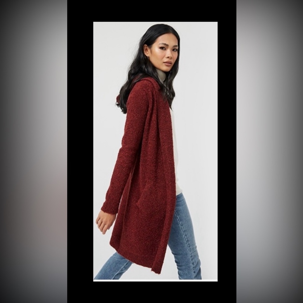 Le Chateau Boucle Cardigan